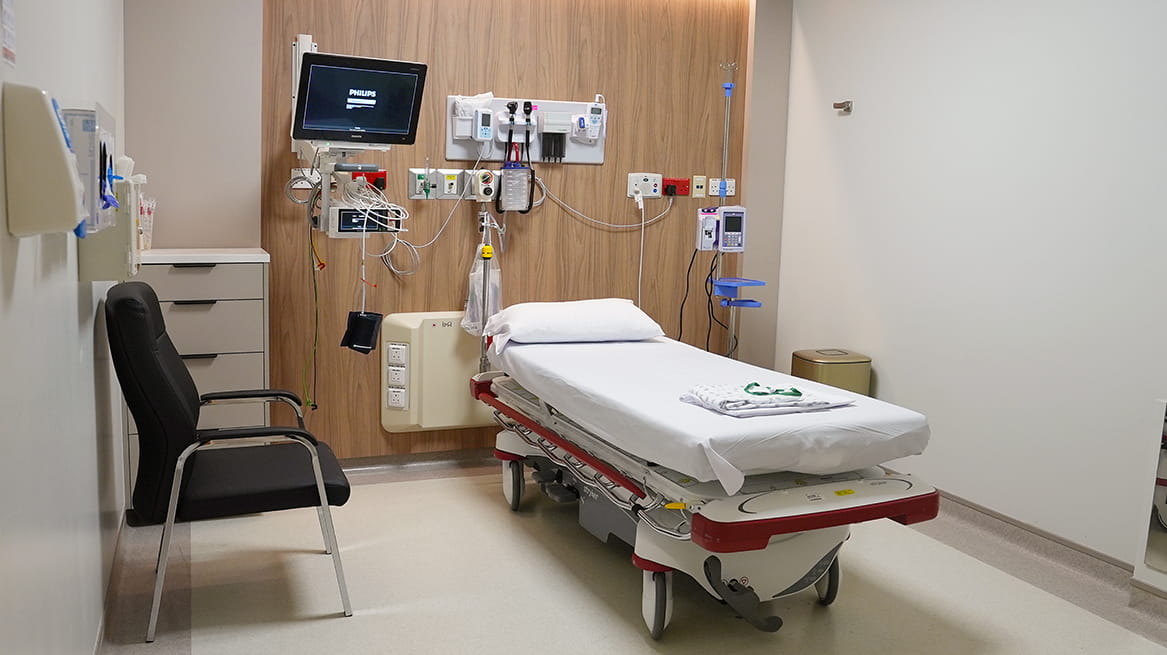 article-new-emergency-room-observation-area-now-open-at-jhah-dhahran-caro-04.jpg
