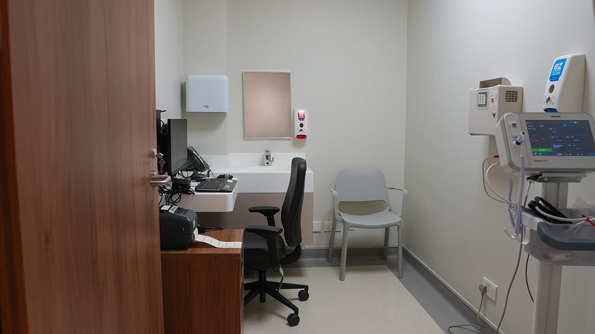 article-eye-care-center-opening-caro-5.jpg